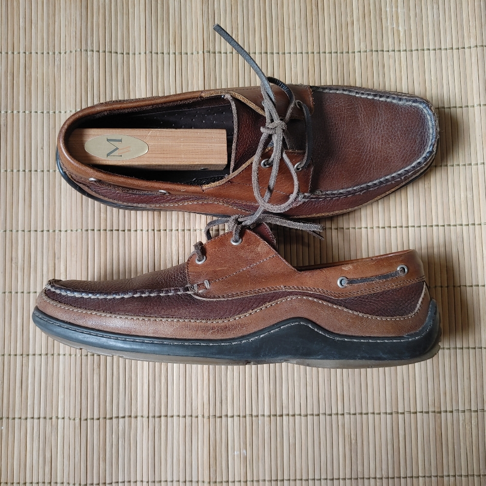 Bass boat shoes